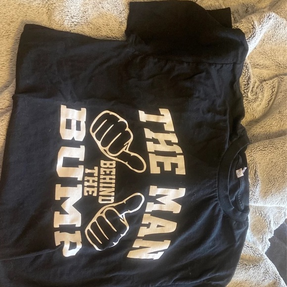 Graphic tshirt - Picture 2 of 3